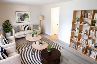 Building Photo - Dartmouth Apartments