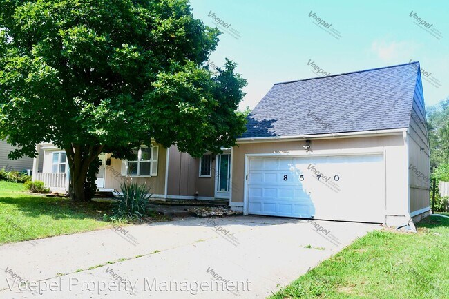 Foto del edificio - 4 br, 1.5 bath House - 8570 James A Reed Rd.