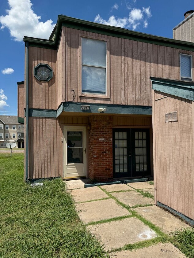 Foto principal - 7007 SW Green Terrace Blvd