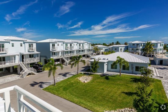 Building Photo - 10877 Overseas Hwy
