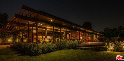 Building Photo - 2505 Carman Crest Dr