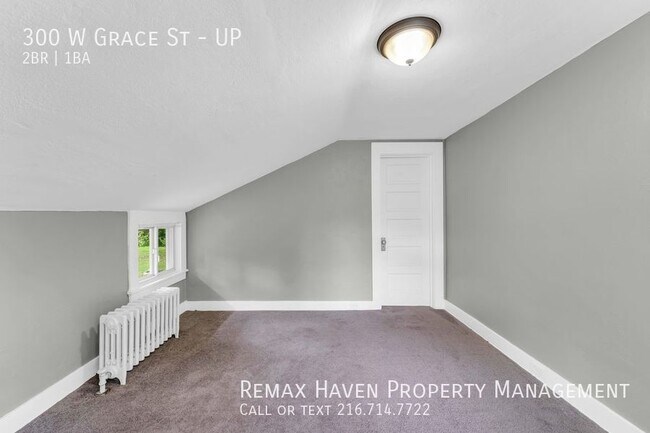 Foto del edificio - 300 W Grace St. Bedford, OH - Spacious 2 b...