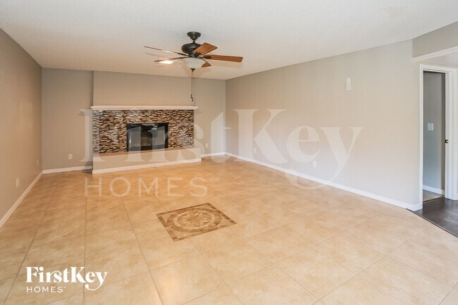 Foto del edificio - 8427 N 47th Dr