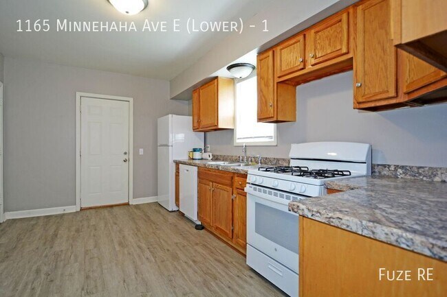 Foto del edificio - 1165 Minnehaha Ave E