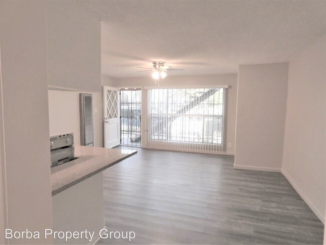 Foto del edificio - 1746 E 10th St