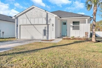 Building Photo - 640 Begonia St