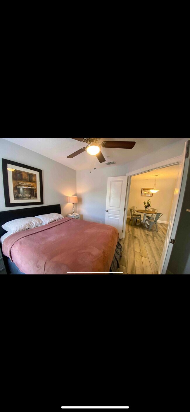 Second bedroom - 249 Afton Sq