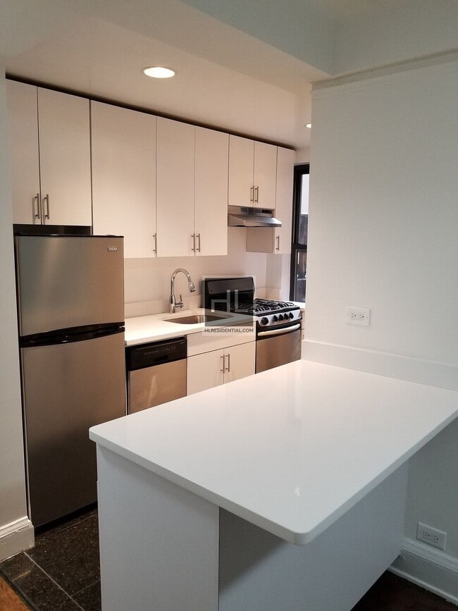 Foto del edificio - EAST 38 STREET