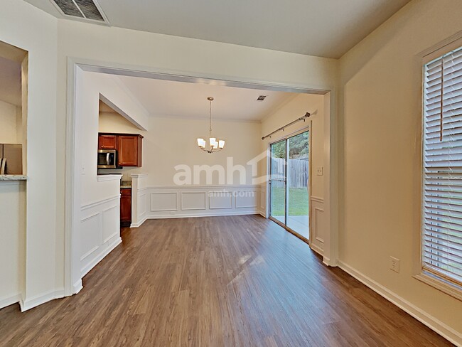 Foto del edificio - 2972 Briaroak Dr