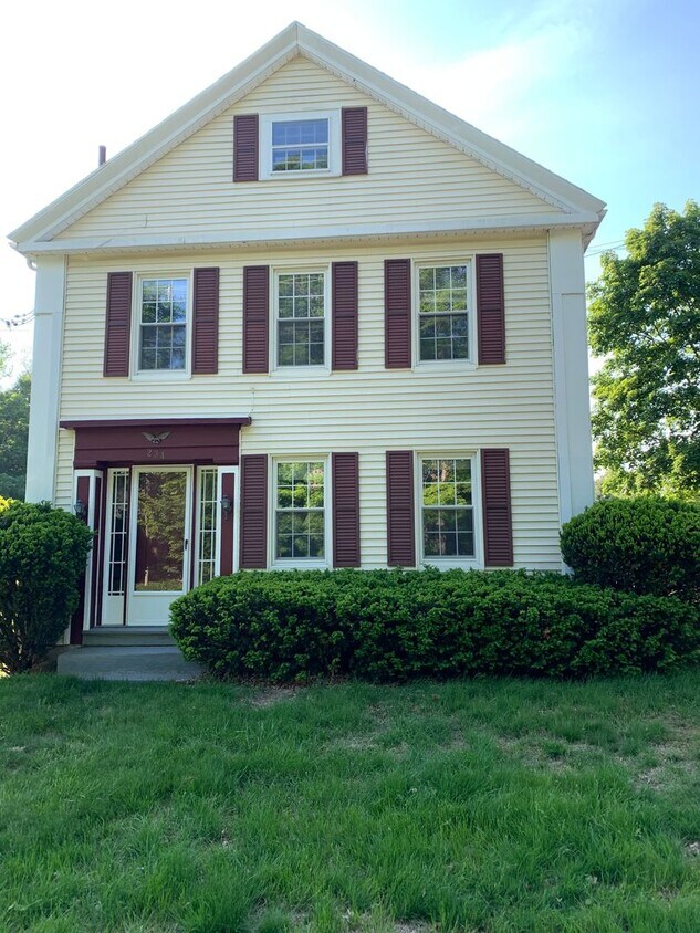 Primary Photo - 234 Main st