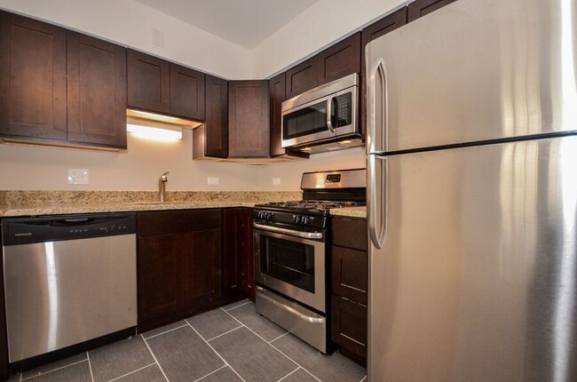 Foto del edificio - 27 N Maple Ct