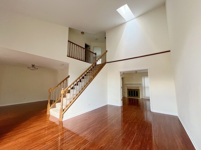 Foto del edificio - 312 Spring Creek Cir