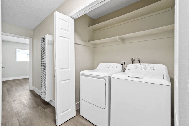 Foto del edificio - Wakefield Apartment Homes