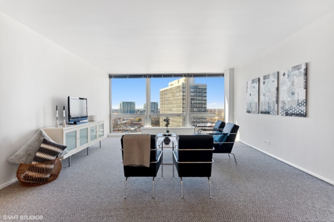 Photo - 2400 N Lakeview Ave Apartment