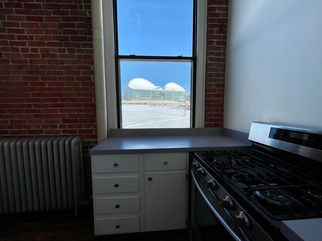 Foto del edificio - 1800 Central St