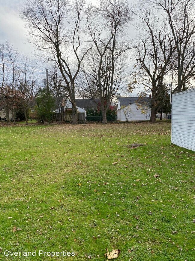 Building Photo - 3 br, 1 bath House - 5668 Wellington Rd