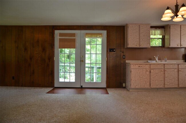 Building Photo - 202 Magnolia Pl