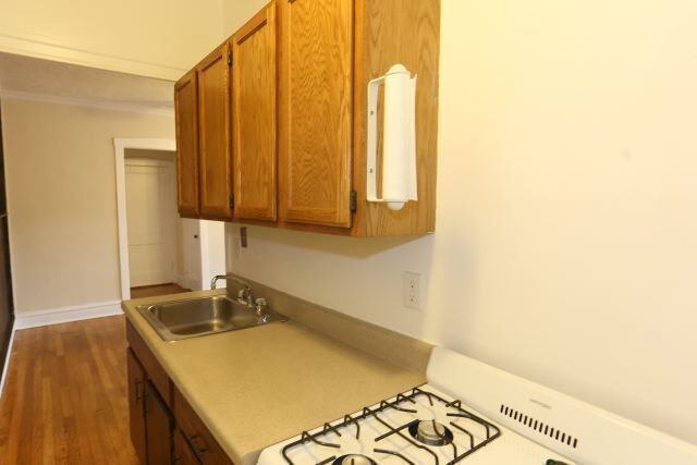 Foto del edificio - 958 W Cornelia Ave