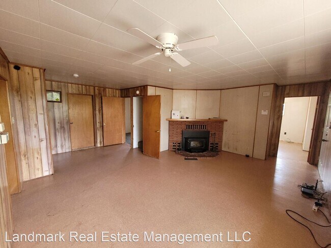 Building Photo - 4 br, 1 bath House - 5415 Dinkel Road