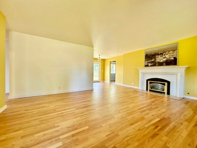 Foto del edificio - 4245 S 183rd St