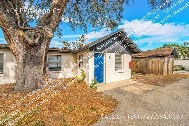 Building Photo - 406 Pinewood Ct
