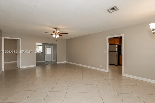 Foto del edificio - 2200 N 55th Ave