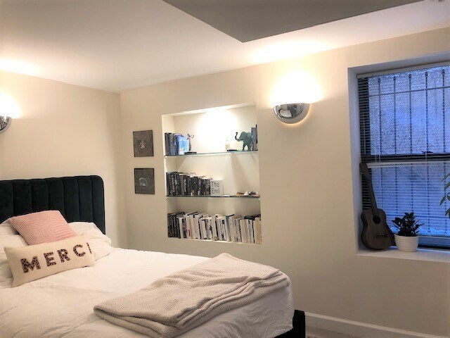 Bedroom - 148 W Huron St