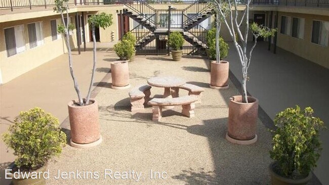 Foto del edificio - 11982 Truro Ave