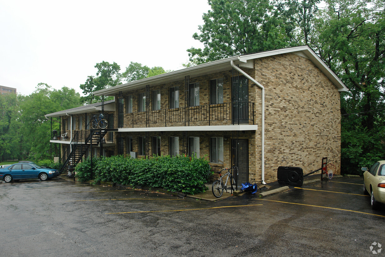 Primary Photo - Centennial Apartments