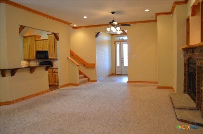 Building Photo - 1804 Iron Jacket Trail