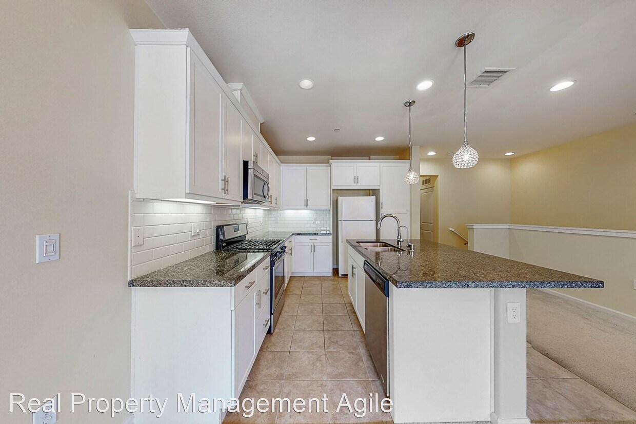 Primary Photo - 2 br, 2 bath House - 1405 El Paseo