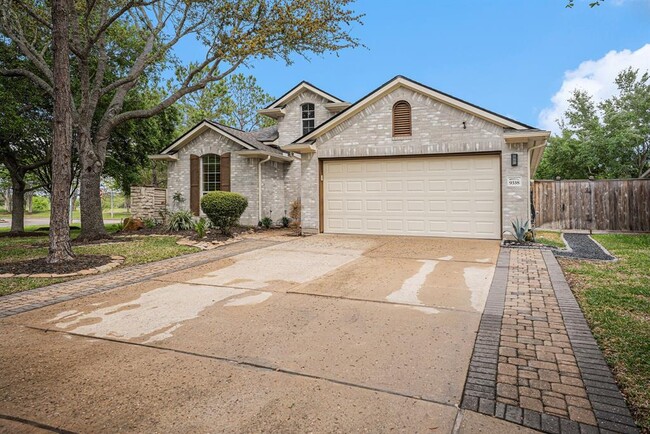 Foto del edificio - 9338 Stoneridge Canyon Ln