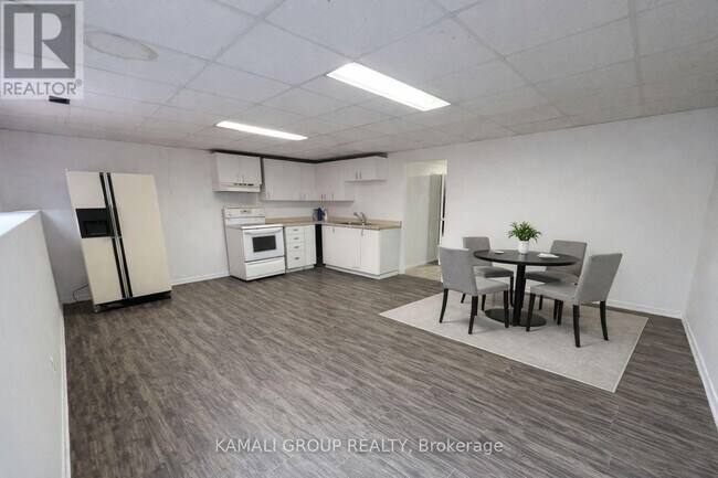 Photo du bâtiment - 38 Mayfair Dr