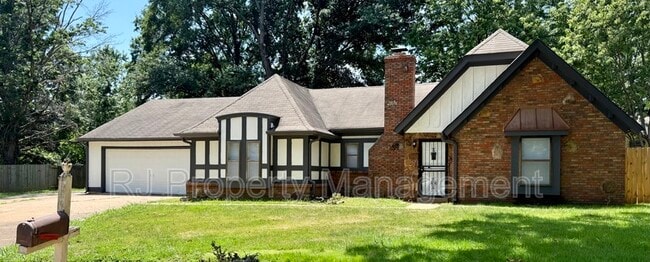 Photo - 4521 Stony Point Dr House