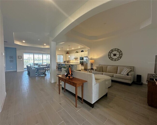 Foto del edificio - 15172 River Birch Ct