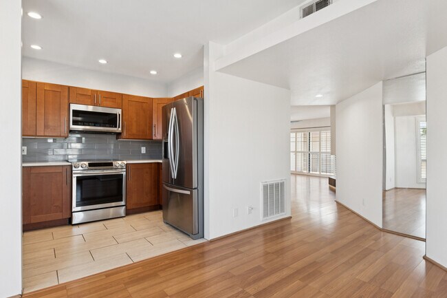 Foto del edificio - 4327 N 28th St