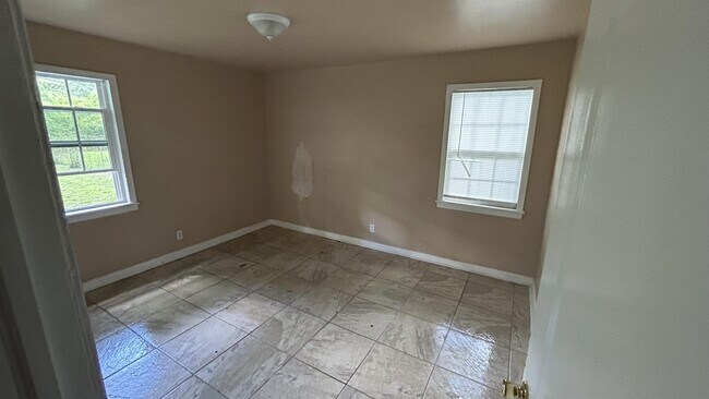 Building Photo - 6754 Autumn Ave