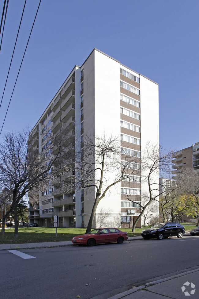 Primary Photo - Park Heights Limited