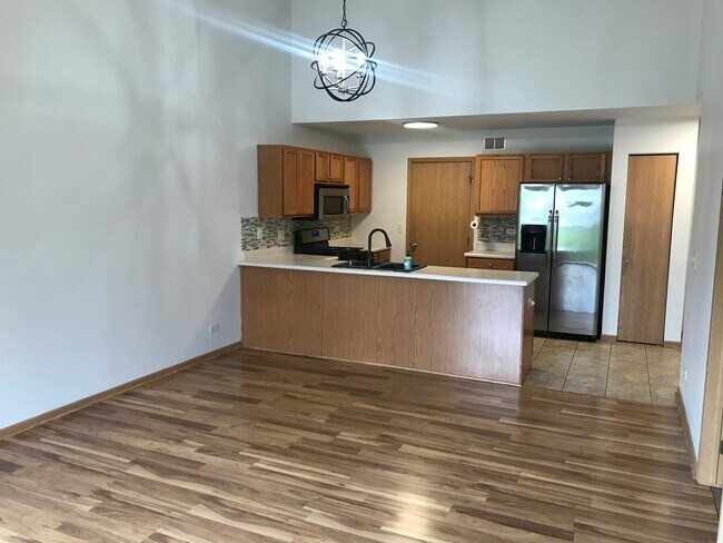 Building Photo - 1308 Jenna Dr