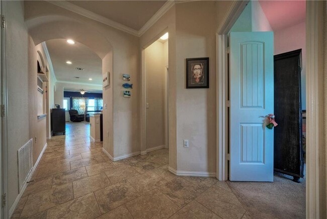 Building Photo - 5613 Arbor Hill Ln