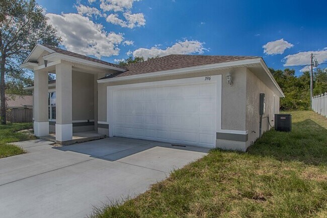 Foto del edificio - 3096 Pigeon Cove St