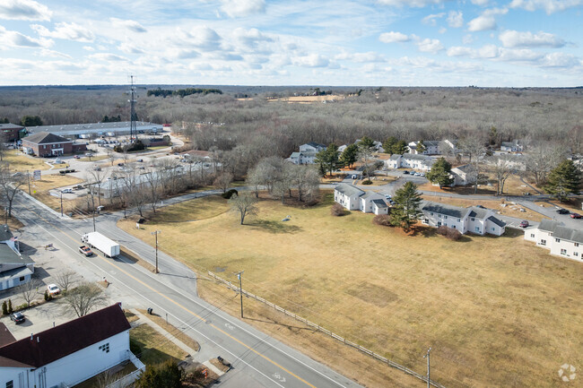 Aerial 02 - Brookside Village Apartments