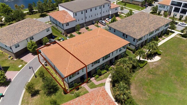 Building Photo - 10072 Sunnifa Aly