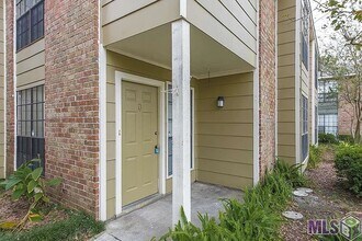 Building Photo - 10213 Ballina Ave