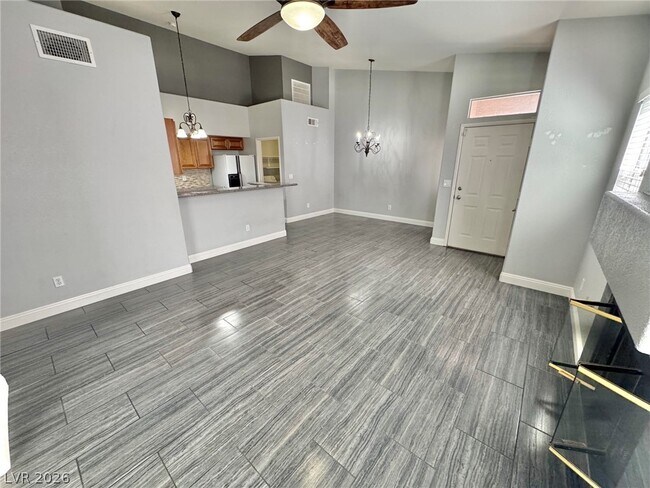 Foto del edificio - 5304 Runningbrook Rd