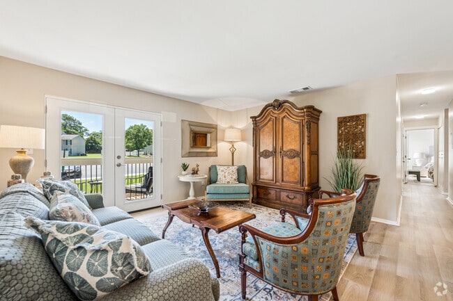 2BR, 1BA - 950SF - Living Room - Kendall Place