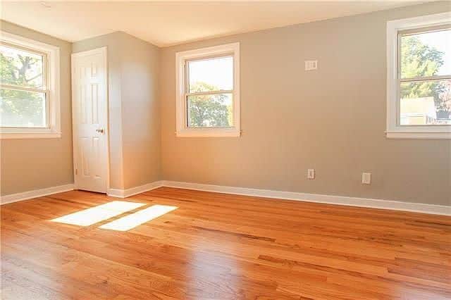 Building Photo - 11 E Highland Ave