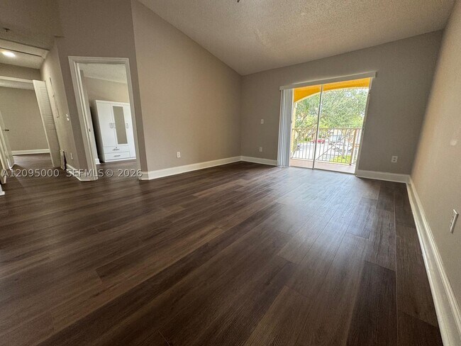 Foto del edificio - 5580 NW 61st St