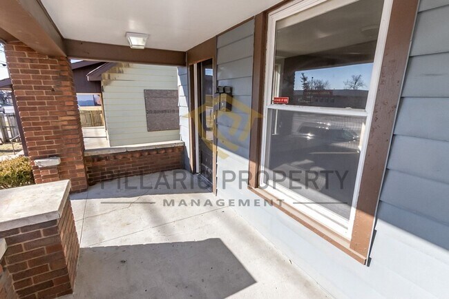 Foto del edificio - 4114- 4116 E Washington St