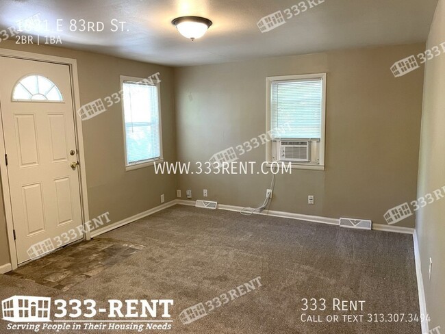 Building Photo - This homey two bedroom house is ready for ...